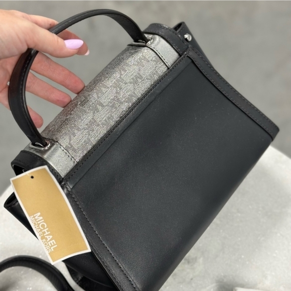 NWT Michael Kors satchel bag - Picture 2 of 6